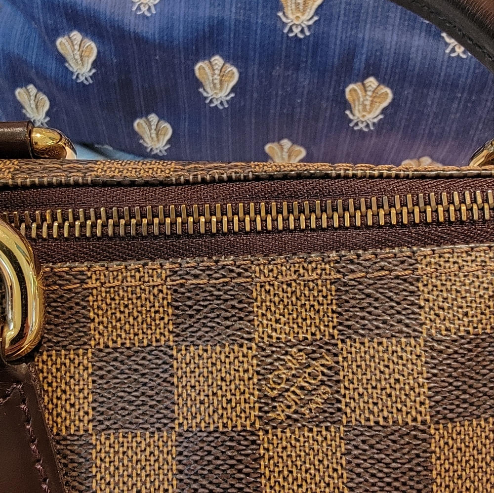 Louis Vuitton Damier Ebene Saleya Handbag PM - Picture 6 of 12